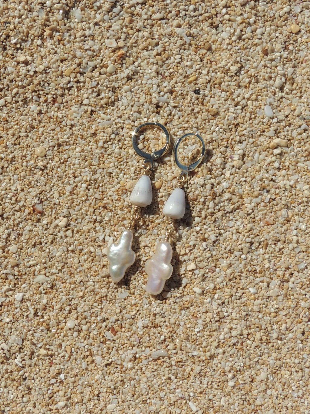 Cone Shell / Pearl Cross Huggies