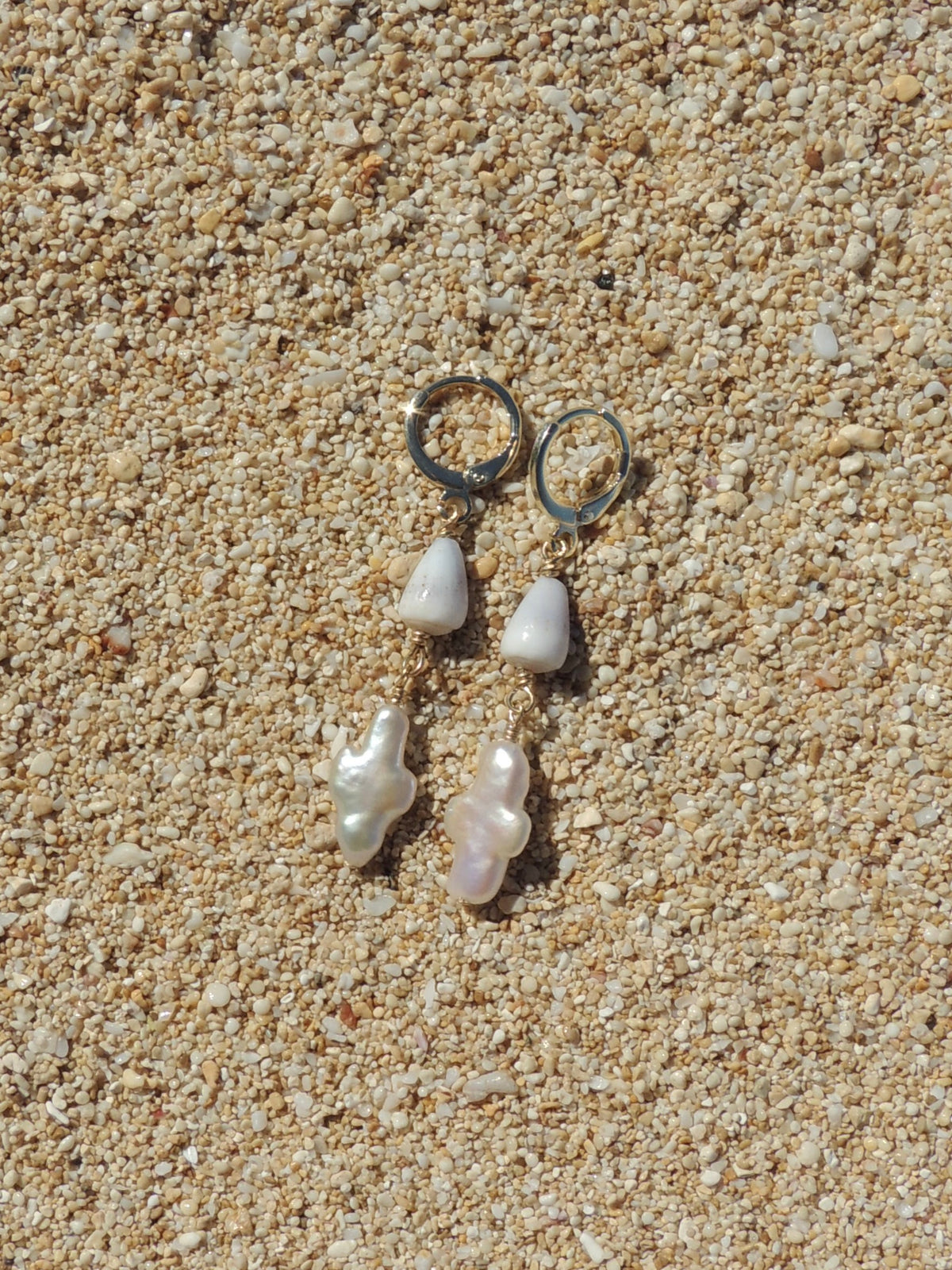 Cone Shell / Pearl Cross Huggies