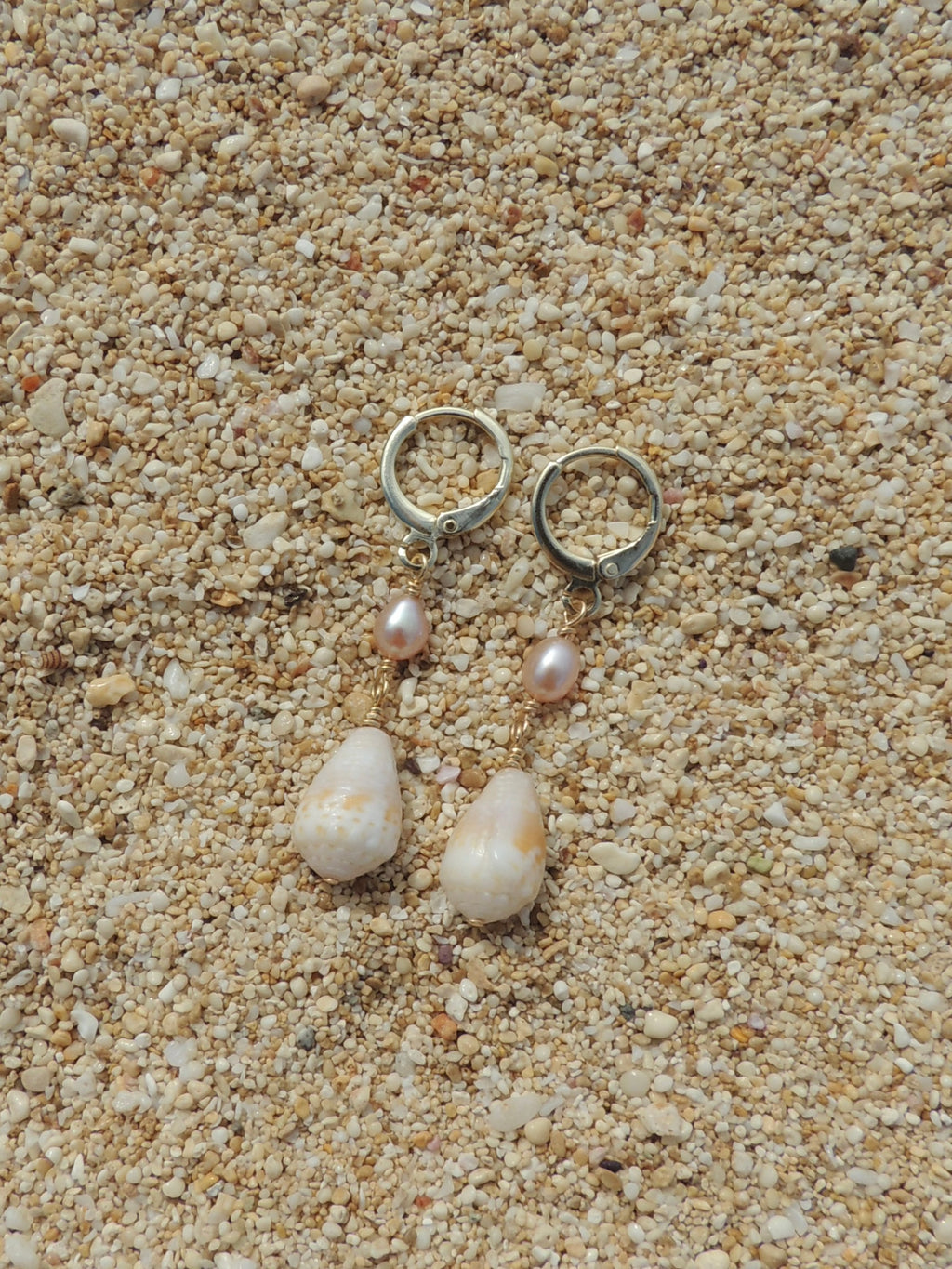Cone Shell Huggies