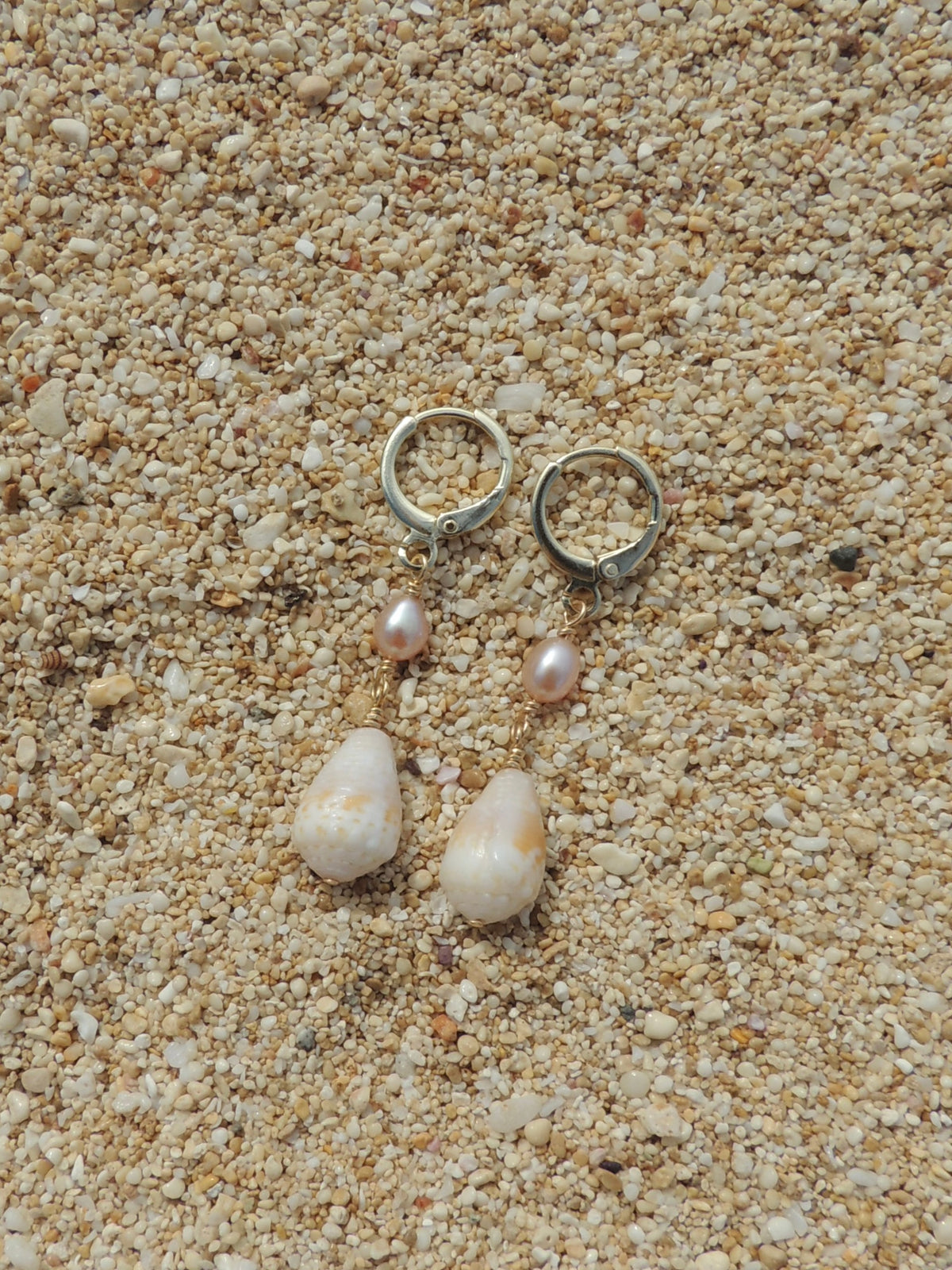 Cone Shell Huggies