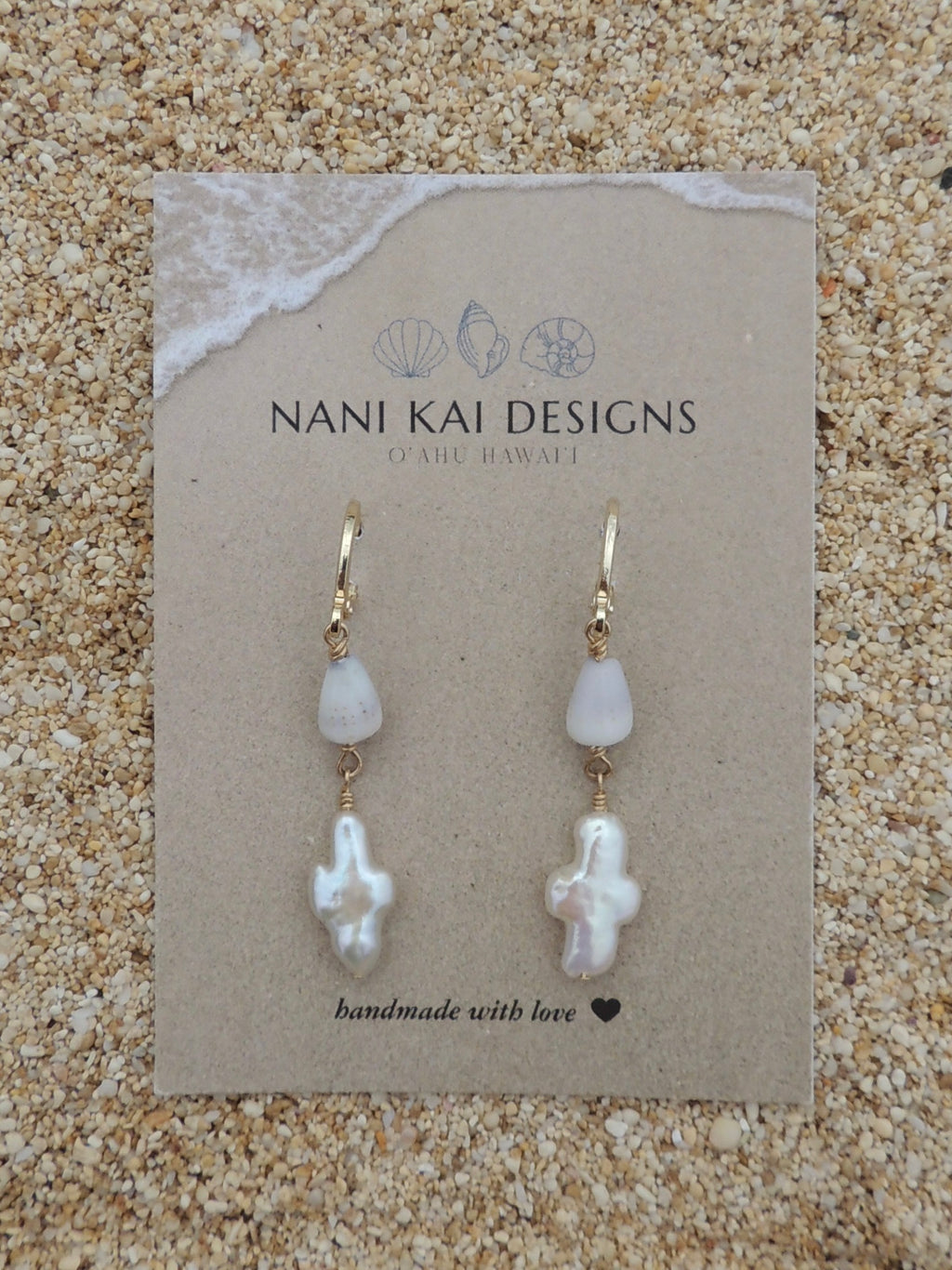 Cone Shell / Pearl Cross Huggies