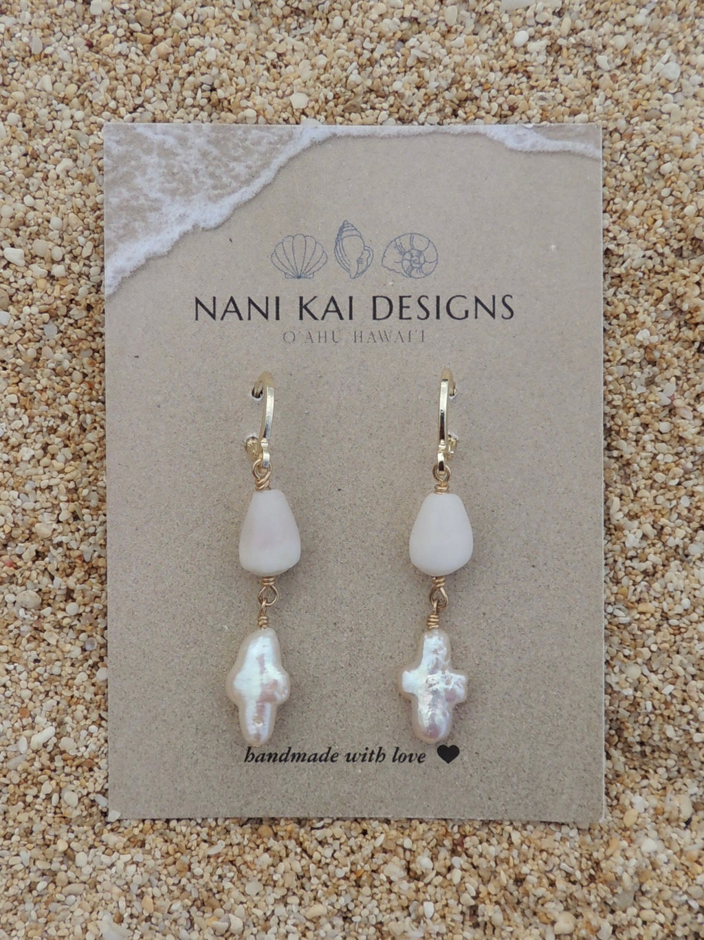 Cone Shell / Pearl Cross Huggies