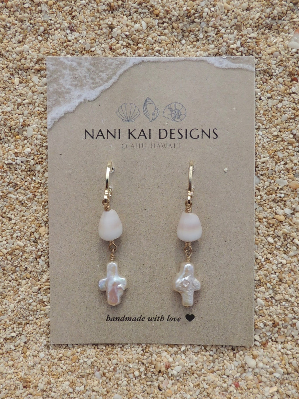 Cone Shell / Pearl Cross Huggies