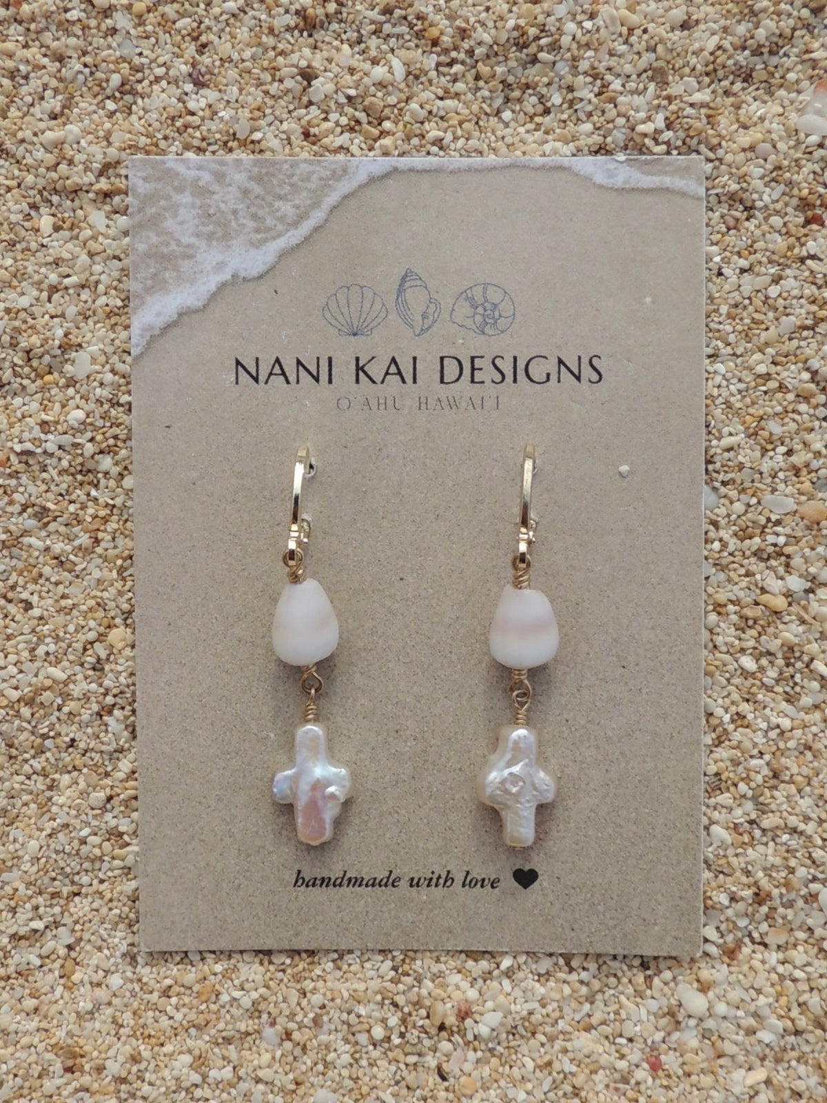 Cone Shell / Pearl Cross Huggies