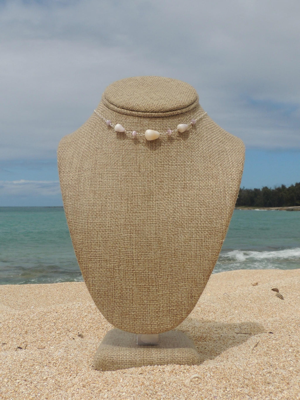Cone Shell Choker / Pink Beads