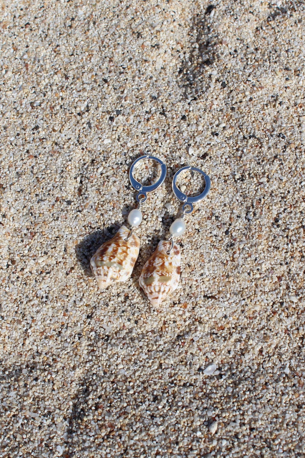 Stromb Shell Huggies