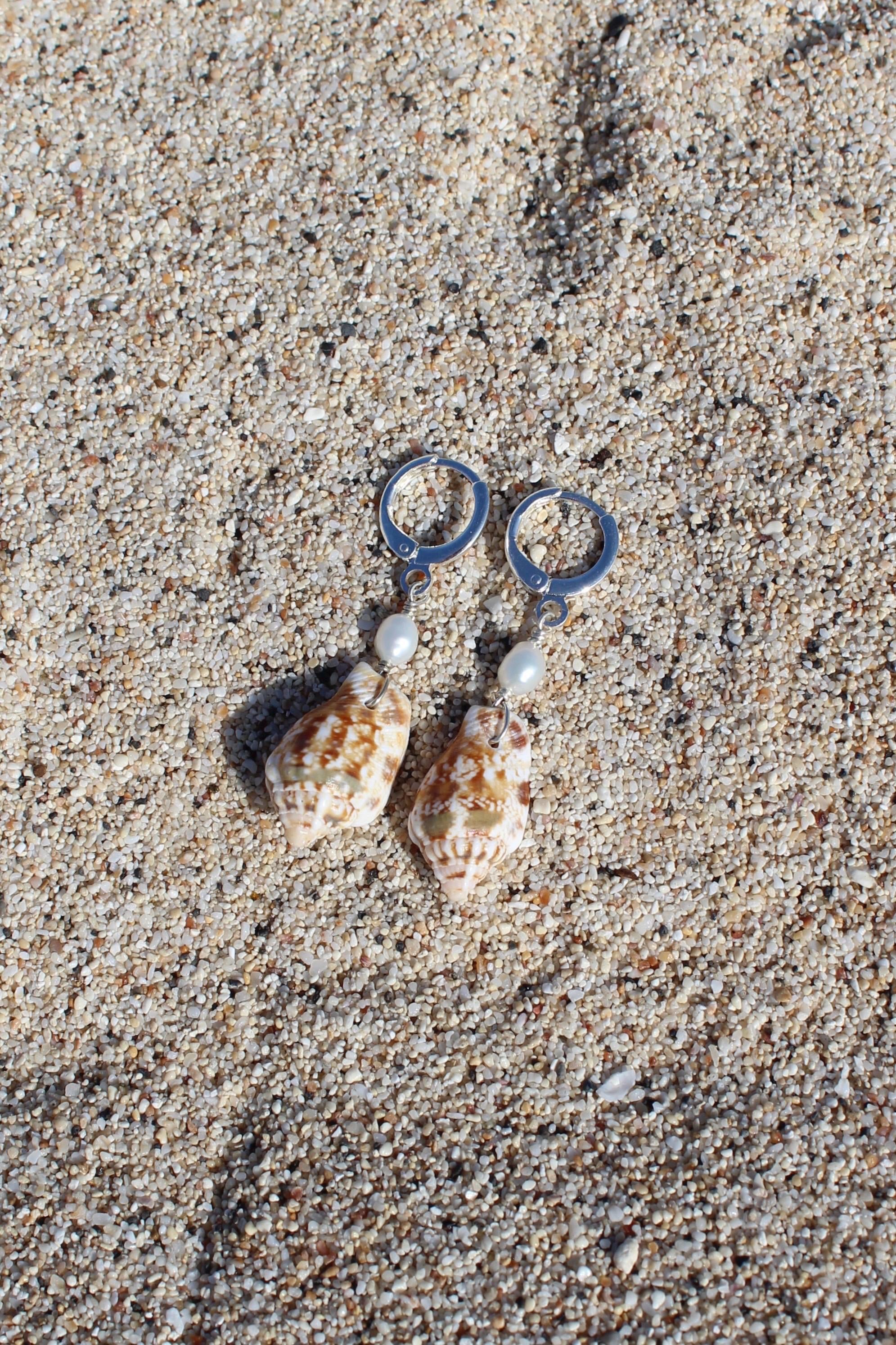 Stromb Shell Huggies