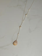 Cone Shell / One-Sided Pearl Necklace