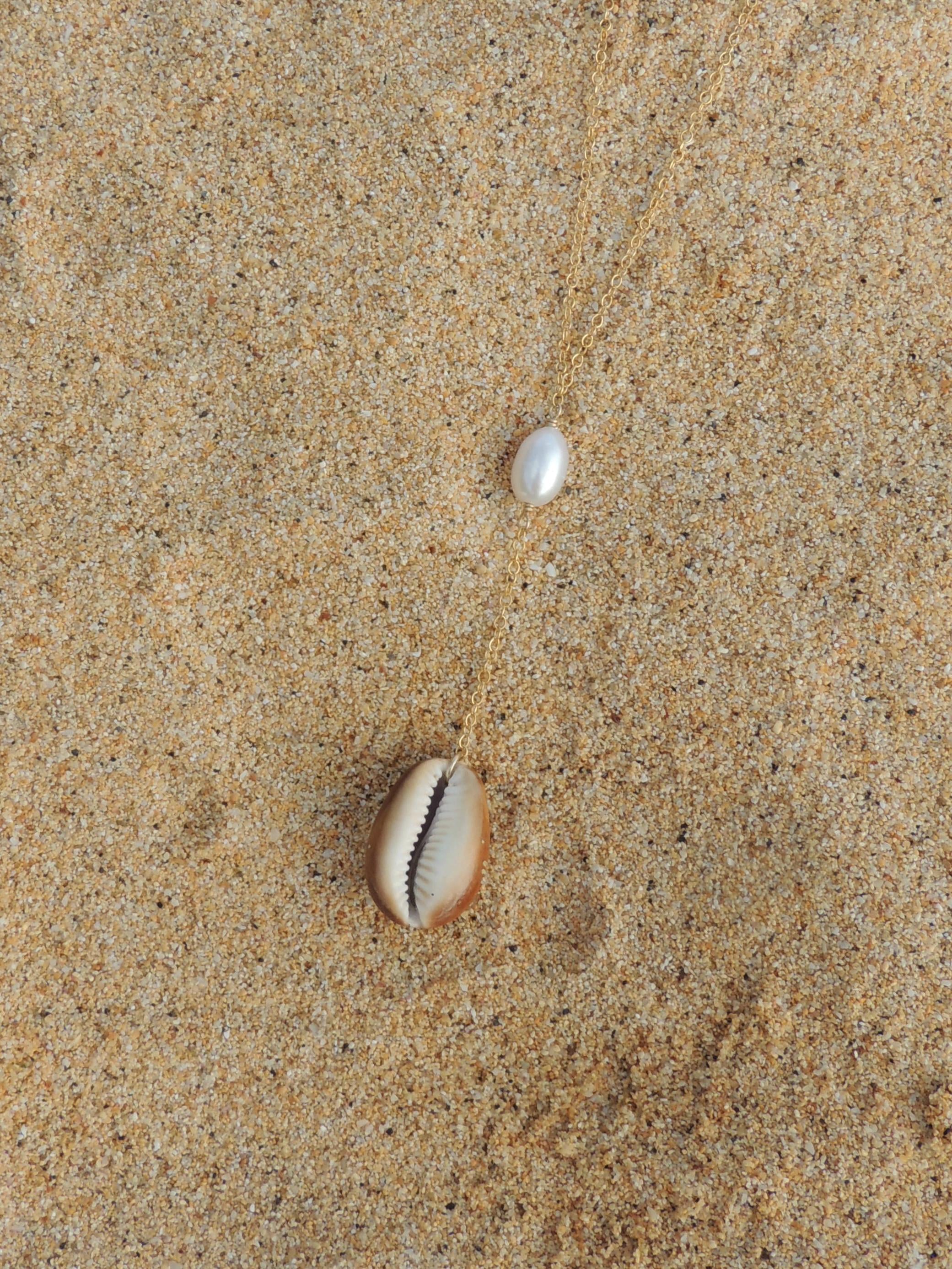 Brown Cowrie Shell Lariat Necklace