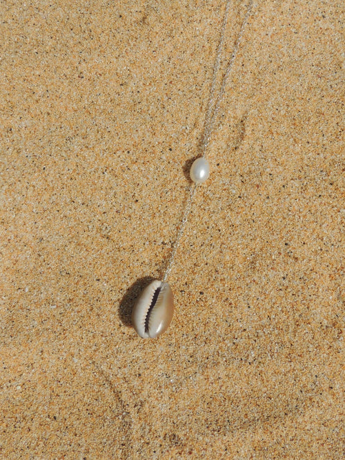 Brown Cowrie Shell Lariat Necklace