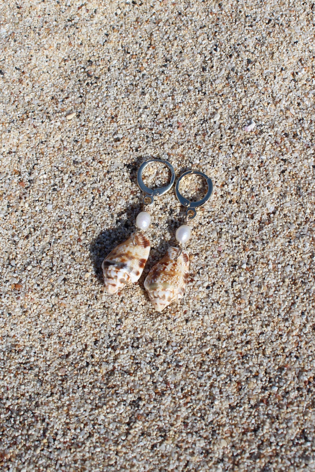 Stromb Shell Huggies