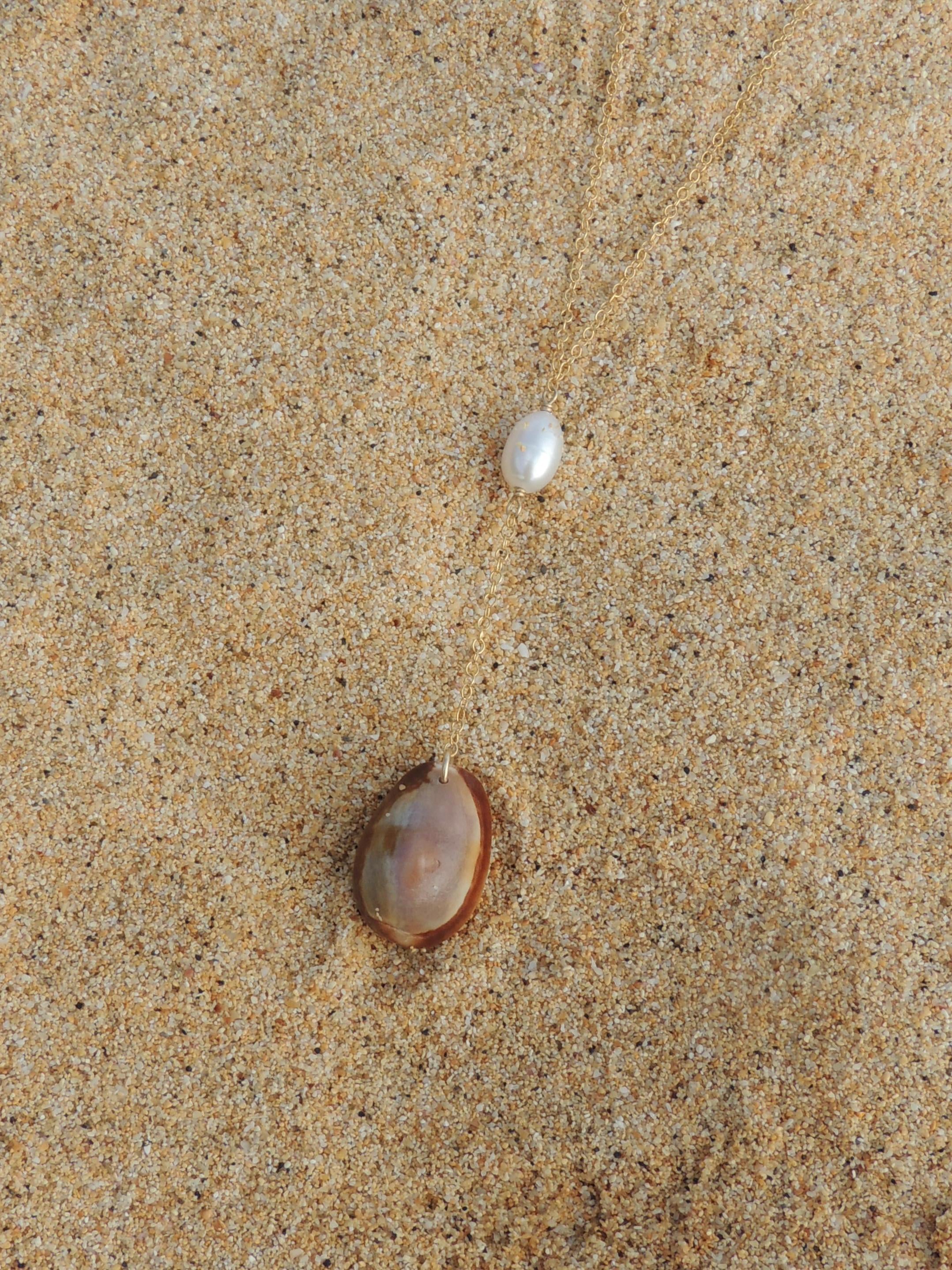 Brown Cowrie Shell Lariat Necklace
