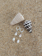 Cone Shell / White Pearl Huggies