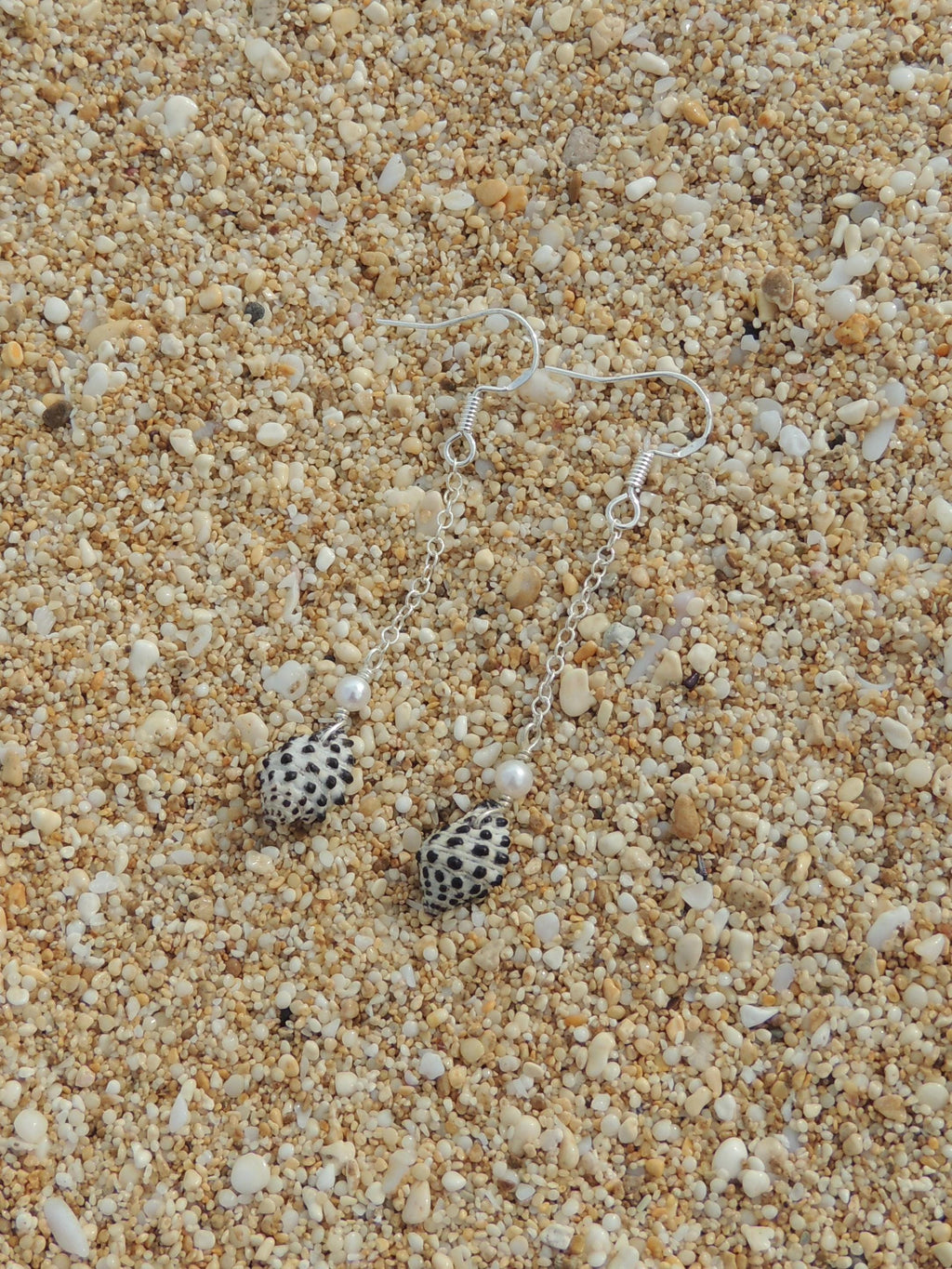 Drupe Shell Chain Earrings