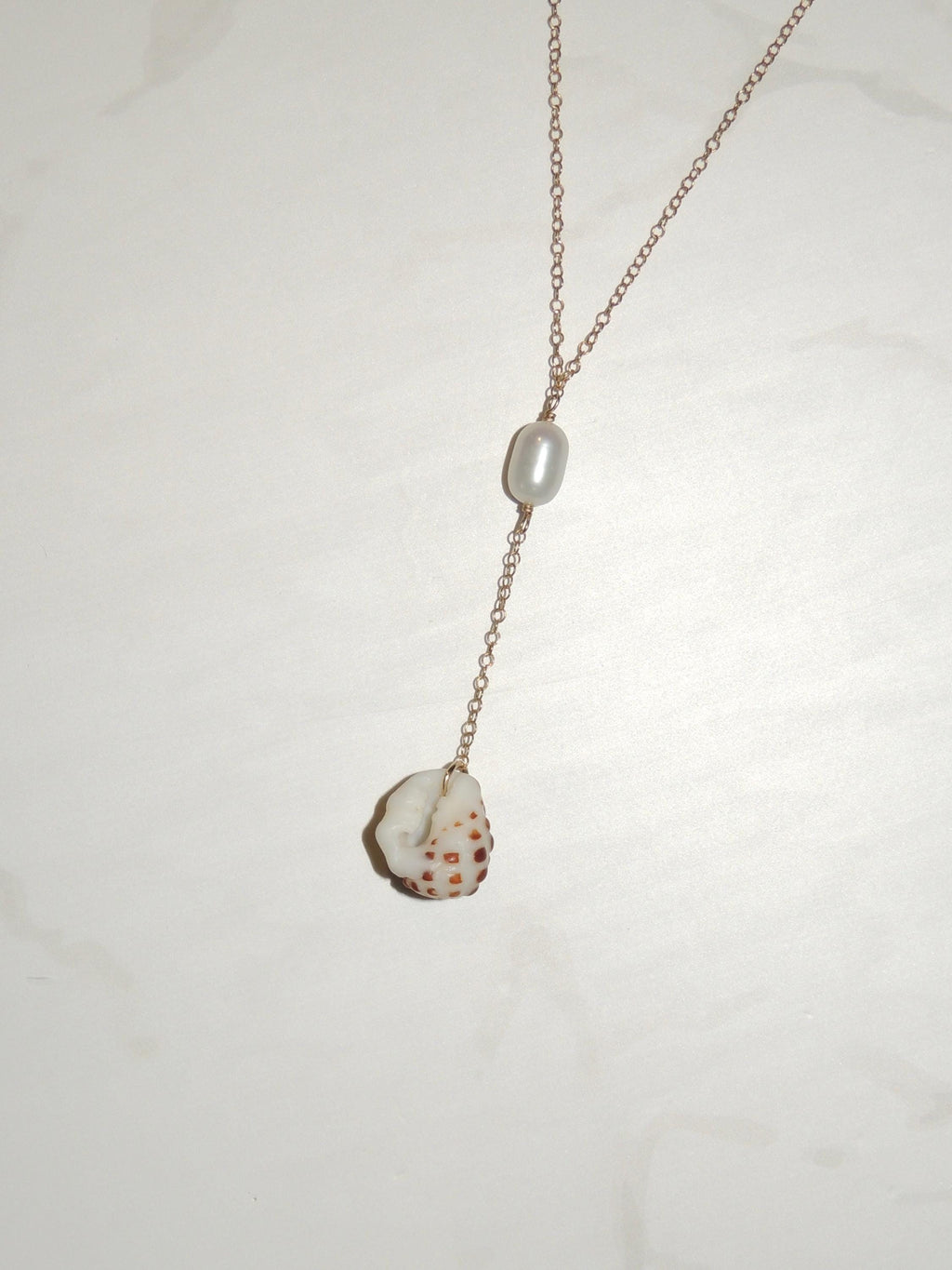 Drupe Shell Lariat Necklace